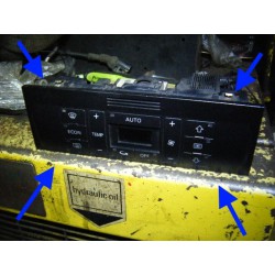 AUDI A2 CLIMATE CONTROL UNIT - PRISTINE CONDITION